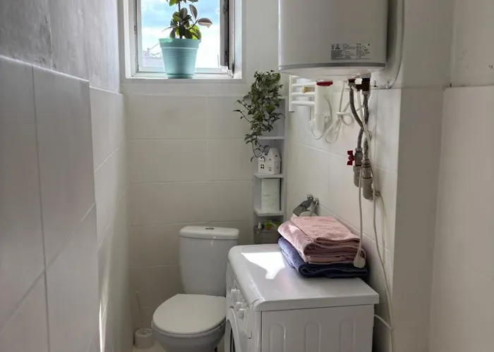 затишна квартира-студія неподалік від вокзалу *