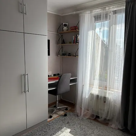 затишна квартира-студія неподалік від вокзалу Львов