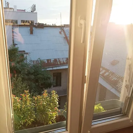 затишна квартира-студія неподалік від вокзалу Daire *