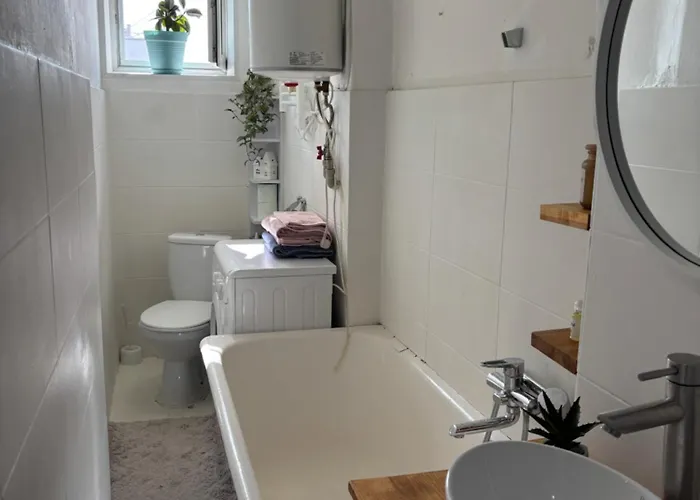 затишна квартира-студія неподалік від вокзалу Λβιβ