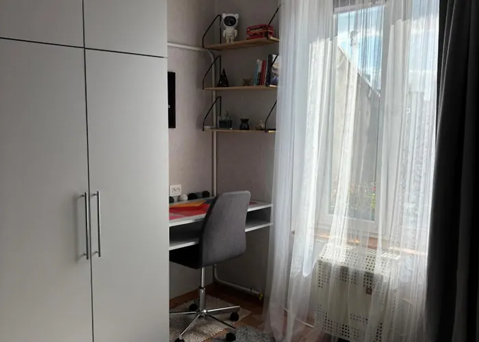 затишна квартира-студія неподалік від вокзалу Λβιβ